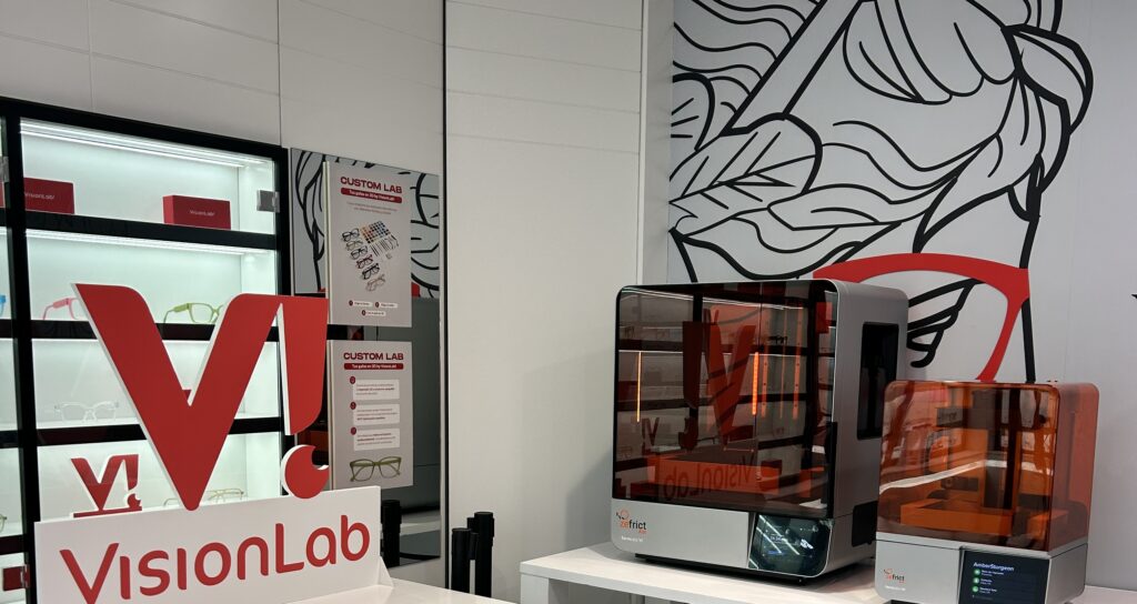 Monturas impresas en 3D de Custom Lab desarrolladas por VisionLab junto a Zefrict AM